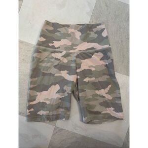 Aerie Camo Bike Shorts Small Tan Brown Pink Athletic